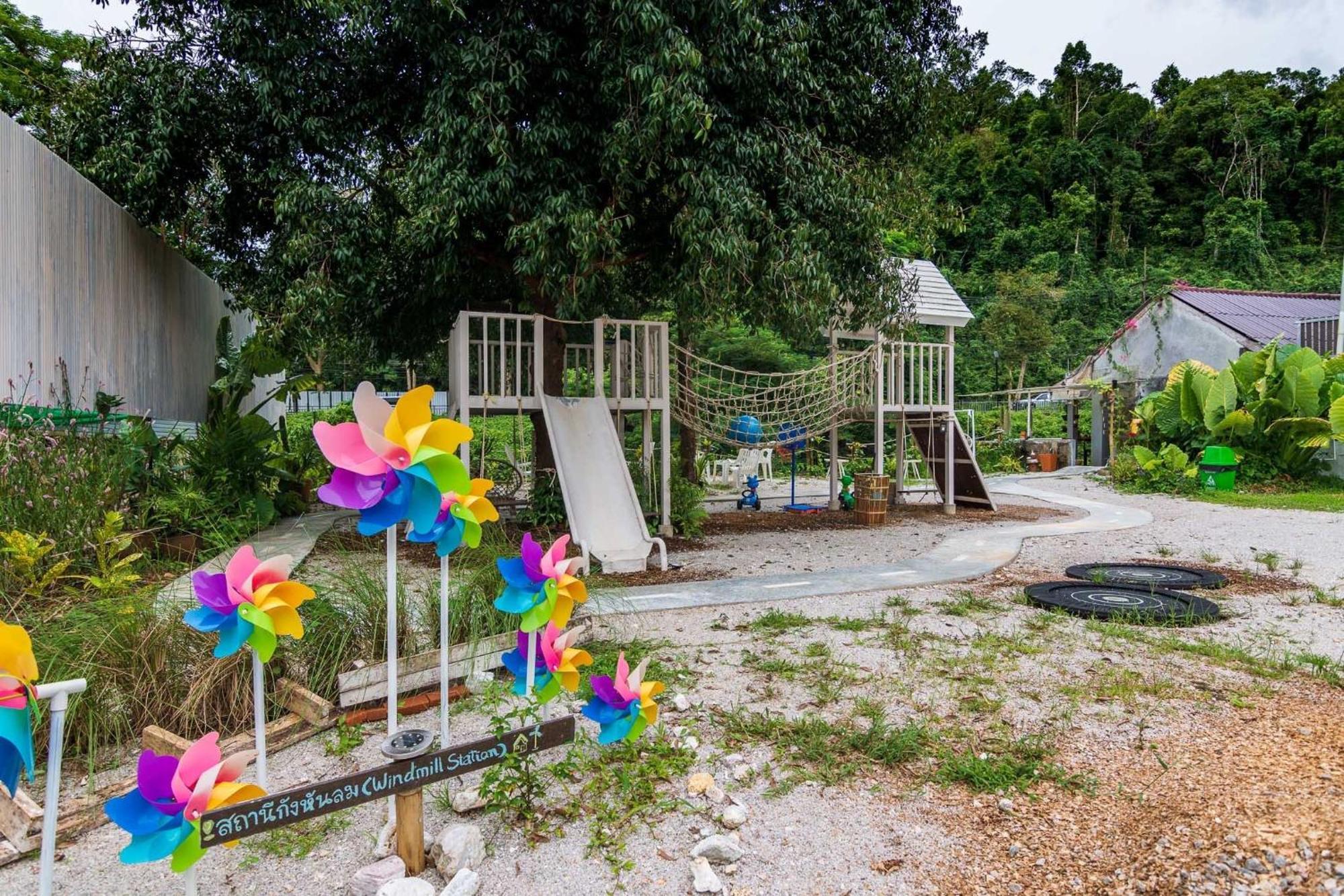 Thansila Resort Ranong Esterno foto